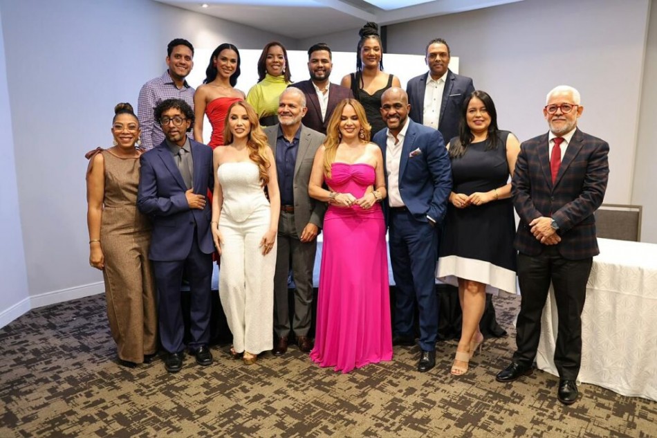 Brenda S&aacute;nchez y Carlos Alfredo Fatule  presentan &ldquo;El Domingo es M&iacute;o&rdquo;, la nueva propuesta televisiva de Alberto Cruz