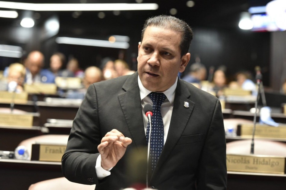 Diputado Jos&eacute; Luis Abreu: &laquo;Los pobres est&aacute;n harto del maltrato y abusos policial