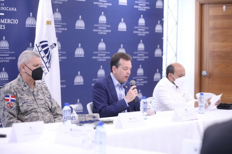 MICM encabeza reunión "Mesa de Ilícitos y organiza operativo para Semana Santa" contra productos adulterados