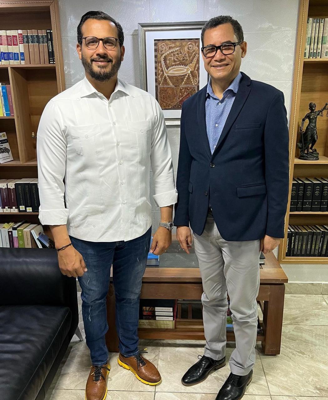 Paul Alm&aacute;nzar Hued aspira a la Secretar&iacute;a General en Santo Domingo Este