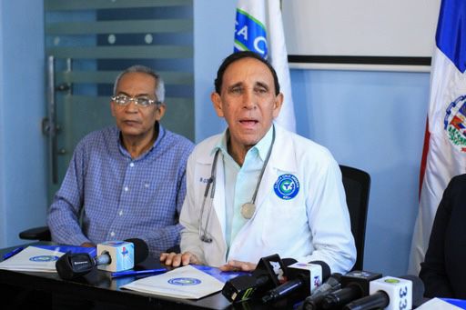 El C&iacute;rculo de Locutores Dominicanos la Fundaci&oacute;n Cruz Jimini&aacute;n firman convenio