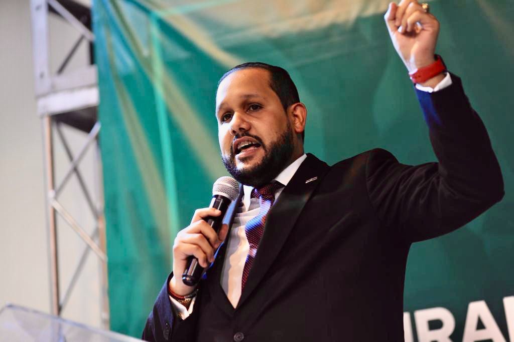 Leonardo Grisanty imparte taller de Redes Sociales y Comunicaci&oacute;n Digital: Fuerza del Pueblo 4.0 dirigido a j&oacute;venes del Distrito Nacional y Santo Domingo Norte.