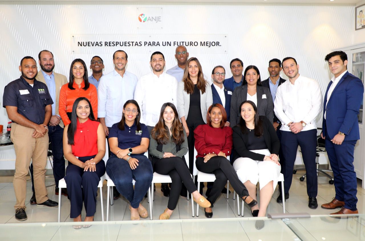MICM y ANJE realizan programa de mentor&iacute;as para emprendedores