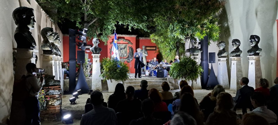 Artistas ofrecen espectáculo lírico y teatral en el día de Duarte