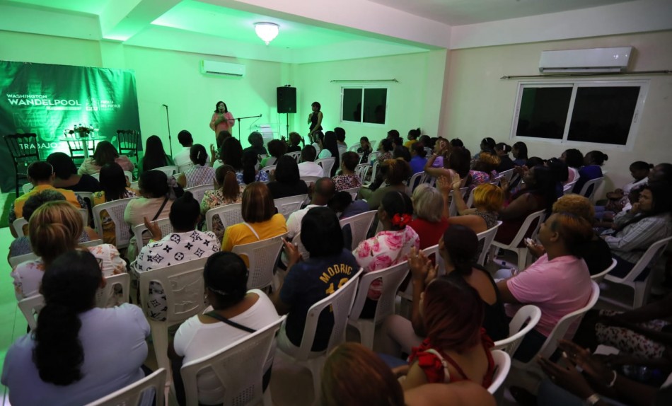 Fuerza del Pueblo promueve participaci&oacute;n de mujeres en pr&oacute;ximos cert&aacute;menes electorales