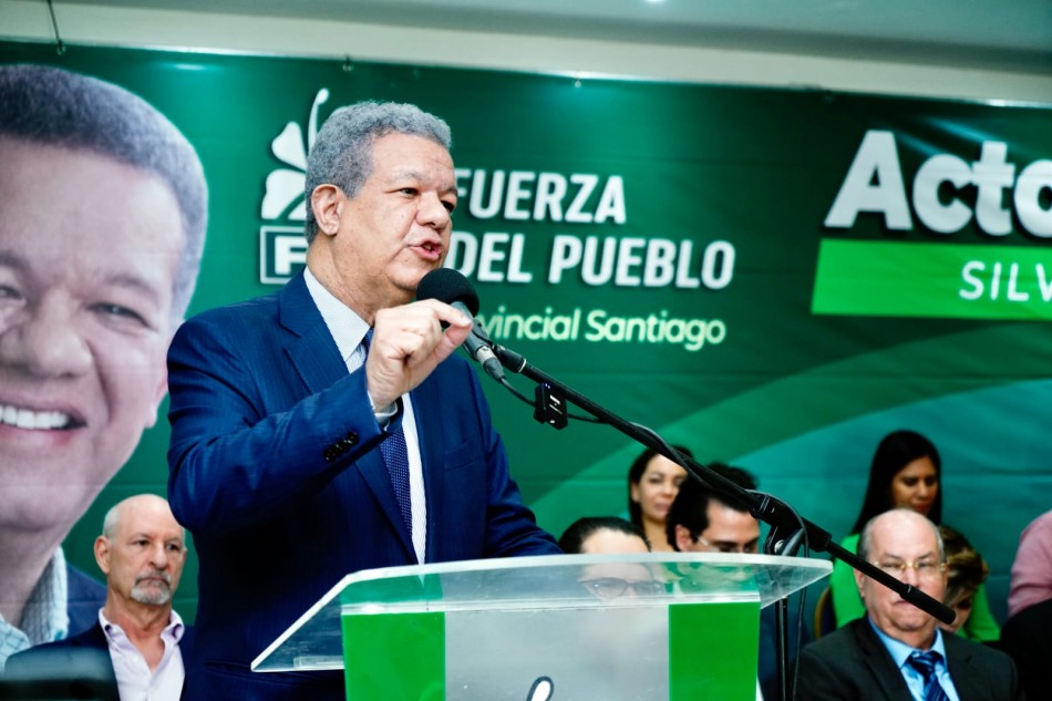 Leonel Fernández afirma que el gobierno se muestra incapaz para resolver los problemas del país