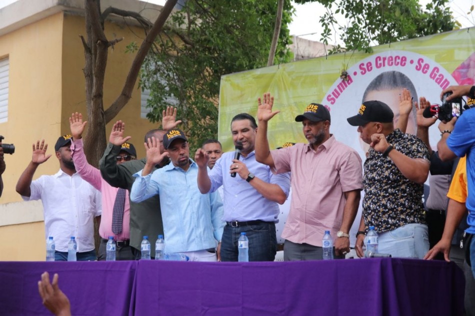 Asociaci&oacute;n de comerciantes del Almirante se juramenta en el proyecto Luis Alberto Alcalde