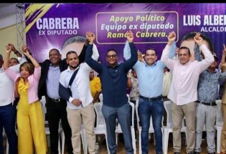 El equipo del ex diputado Ram&oacute;n Cabrera  apoya a Luis Tejeda como el candidato a la alcald&iacute;a de SDE