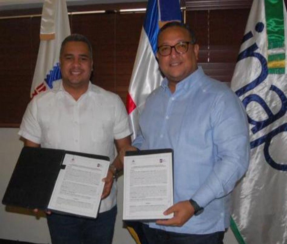 Instituto Postal Dominicano y el Instituto Nacional de Administraci&oacute;n P&uacute;blica firman acuerdo para elevar la calidad de los servicios p&uacute;blicos