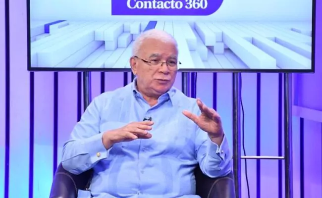 Tom&aacute;s Hern&aacute;ndez Alberto: &ldquo;Leonel Fern&aacute;ndez es una cabeza fuerte con cuerpo esquel&eacute;tico&rdquo;