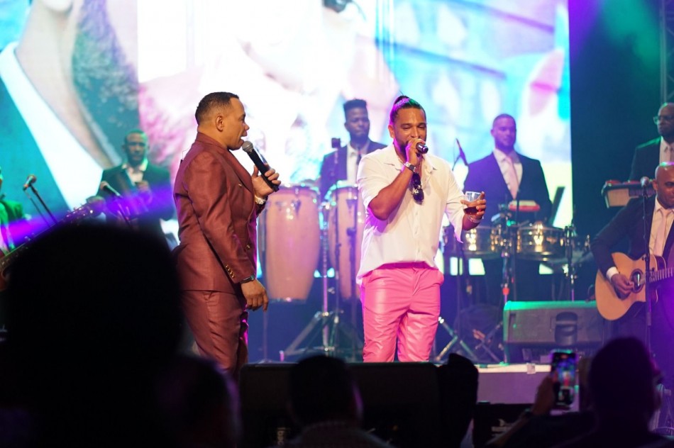 Joe Veras&nbsp;&nbsp;celebr&oacute; su trayectoria musical y a los padres en el Hotel Jaragua