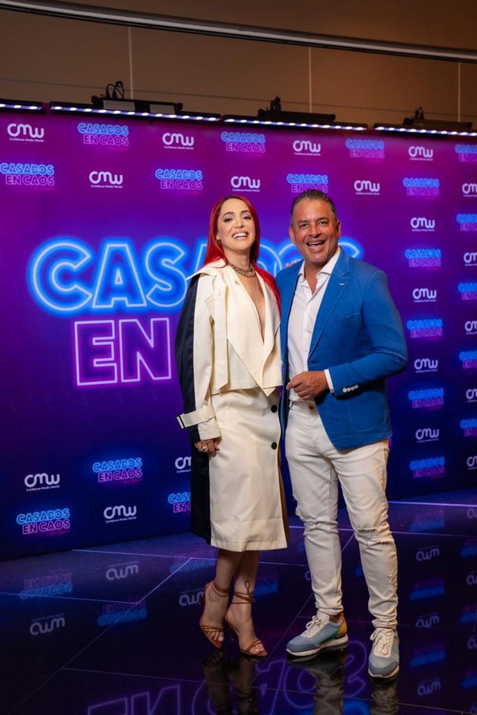 Ana Simó, Mario Minaya, Kirssy Lorenzo, César Alberto Perelló acompañaran a Karen Yapoort en “CASADOS EN CAOS”