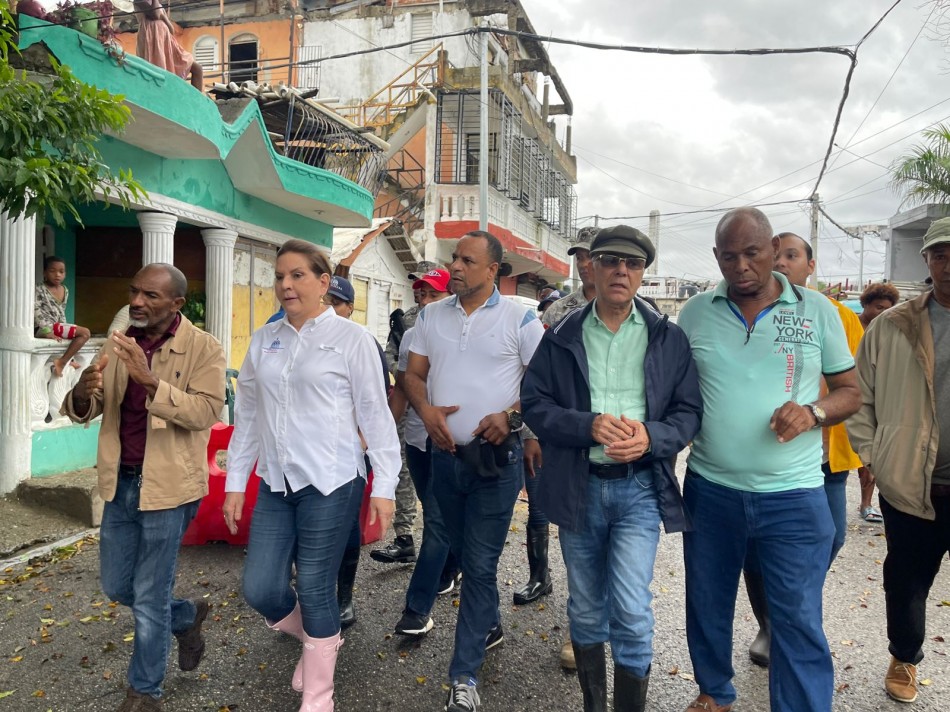Alcalde Manuel Jiménez solicita munícipes eviten lugares de alto riesgo