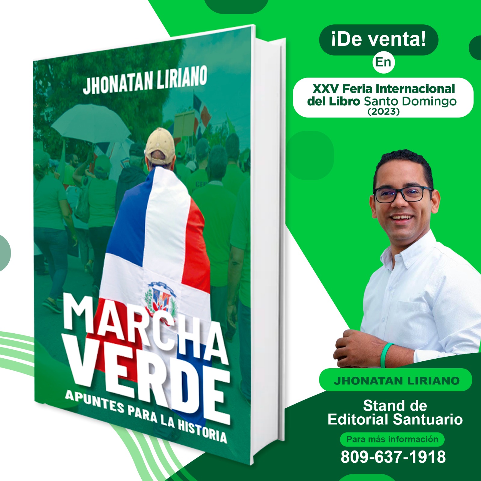 Jhonatan Liriano muestra su libro Marcha Verde en el stand de la libreria Santuario de la zona de editoriales