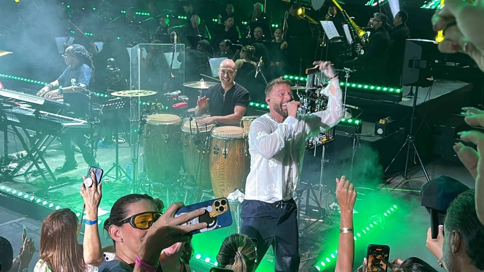 Ricky Martin estremeci&oacute; Chav&oacute;n con su formato sinf&oacute;nico