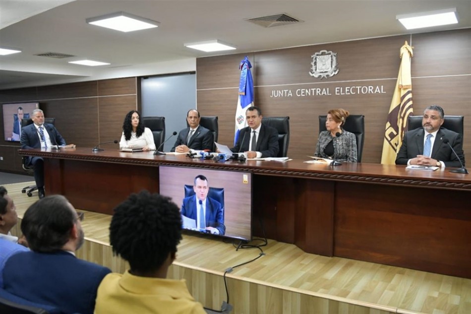 JCE y partidos pol&iacute;ticos se reunir&aacute;n hoy para hablar de campa&ntilde;a