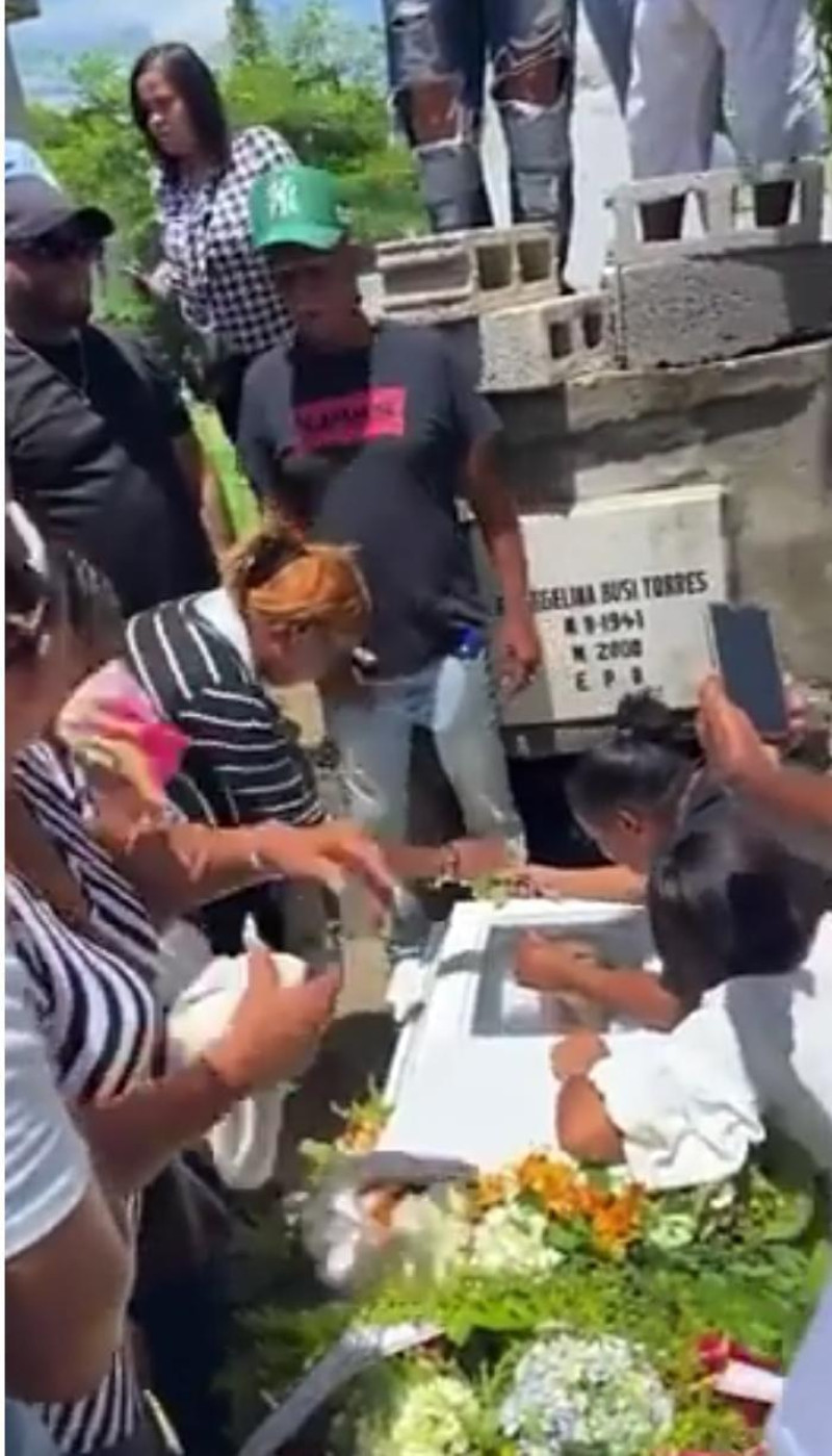 &ldquo;El Viejo Liopo&rdquo; fue despedido con aplausos en su morada final