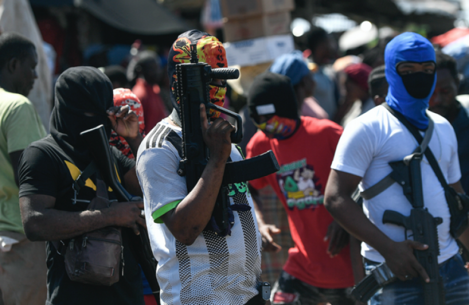 Al menos 104 v&iacute;ctimas mortales por ataques de bandas en sector de Puerto Pr&iacute;ncipe