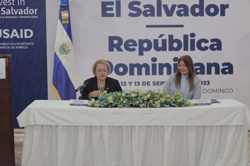 Instan aprovechar oportunidades comerciales entre El Salvador y República Dominicana