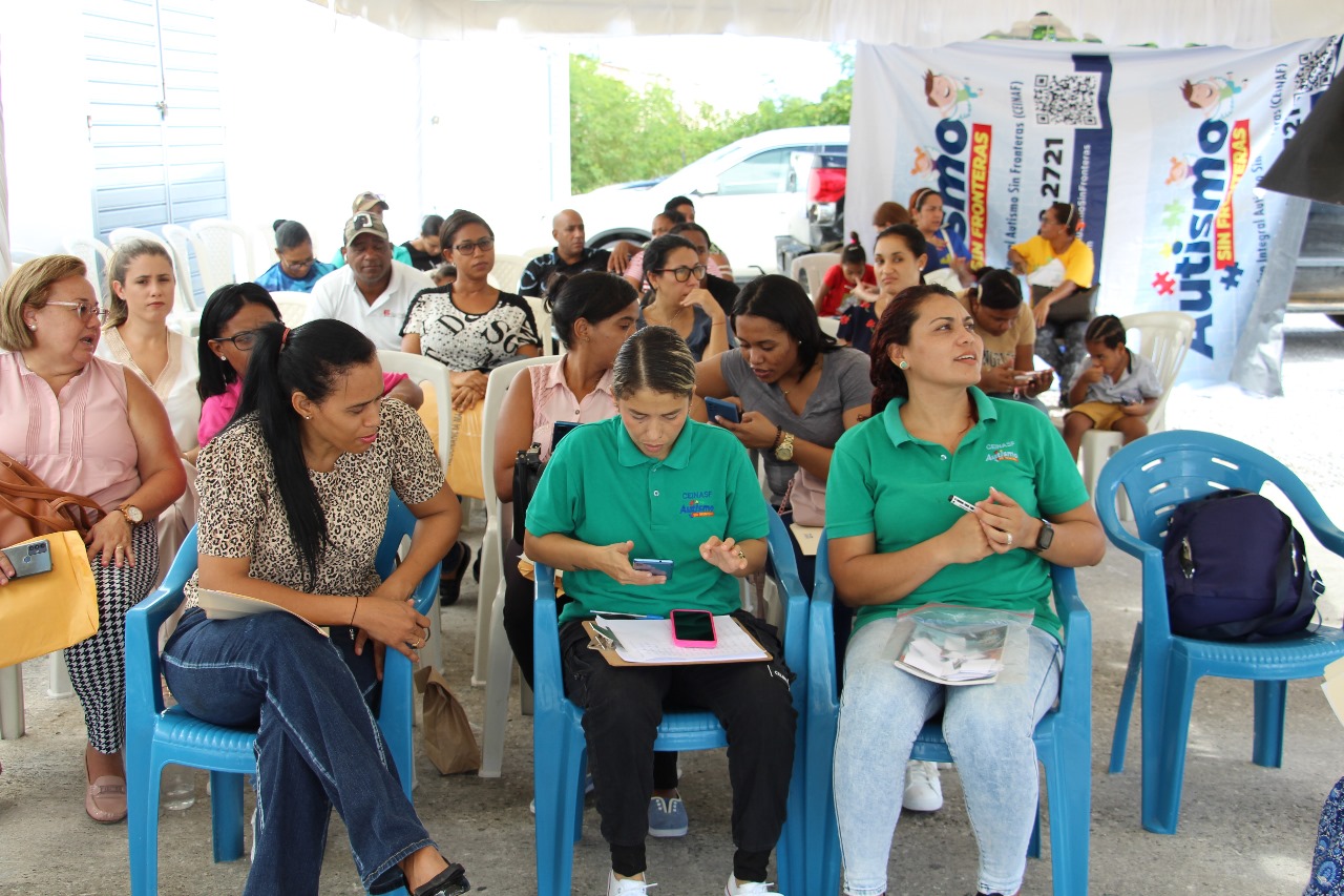Autismo sin Fronteras y Conadis realizan jornada de certificaci&oacute;n