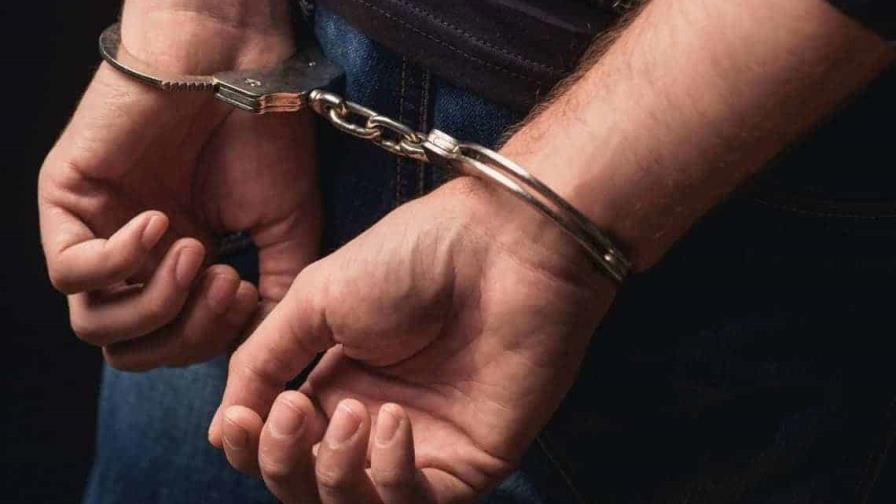 Detienen a un dominicano y a dos extranjeros vinculados a red de narcotr&aacute;fico