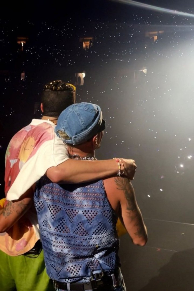 Se filtra verso de Rauw Alejandro en el remix del tema de Bad Bunny "Where she goes"
