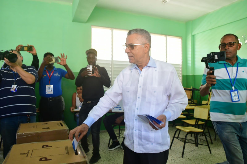 &ldquo;&iexcl;Ma&ntilde;ana hablamos!&rdquo;, dice Manuel Jim&eacute;nez tras quedar en &uacute;ltimo lugar en las primarias del PRM