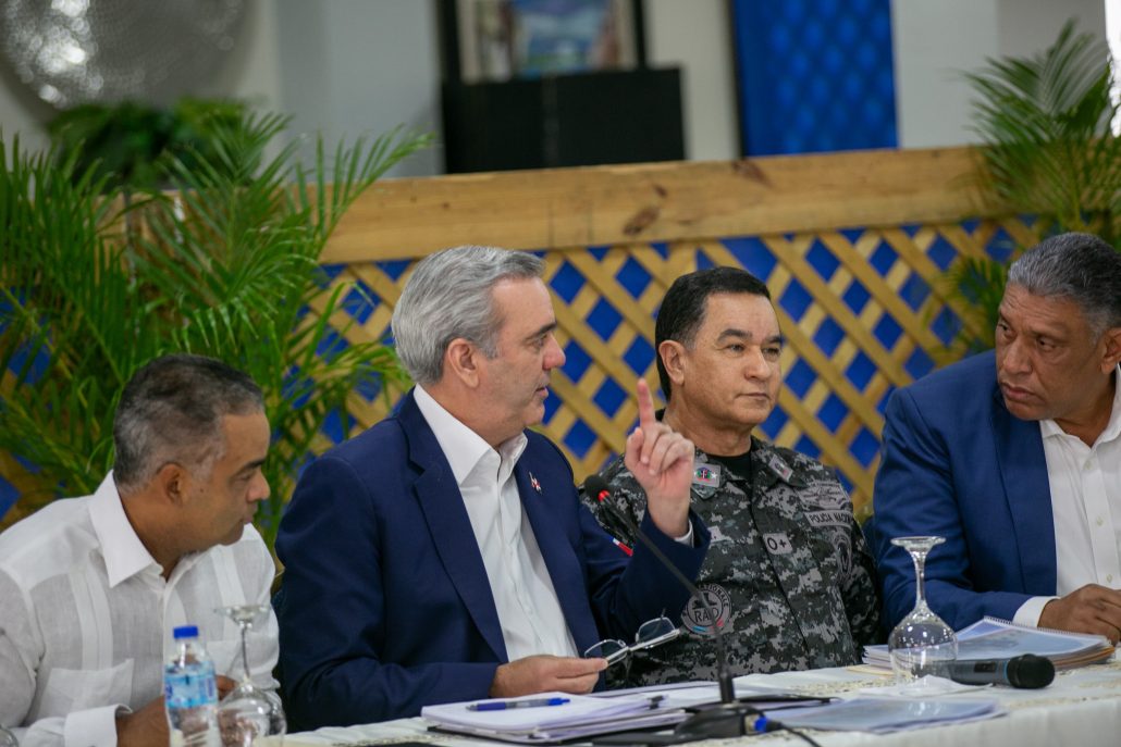 Abinader encabeza reuni&oacute;n de seguimiento al Plan de Seguridad Ciudadana