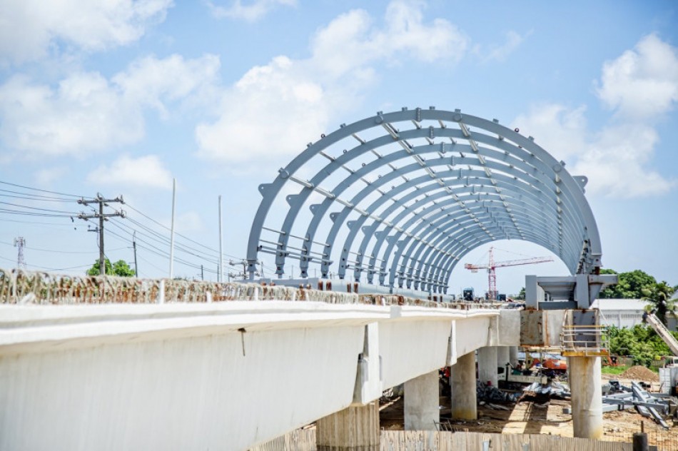 Metro hacia Los Alcarrizos cuenta con 90% de pilotes instalados y 60% de construcci&oacute;n de t&uacute;nel