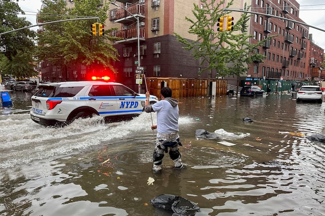 Nueva York en estado emergencia debido a intensas inundaciones