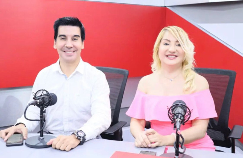 Comunicadores Manuel y Hermes Meccariello de luto por la muerte de su madre