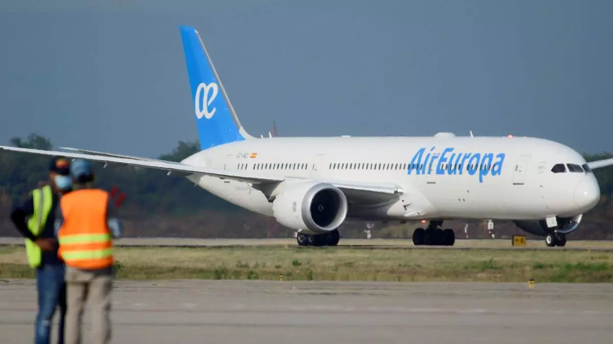 Air Europa sufre ciberataque y pide a sus clientes cancelar sus tarjetas de cr&eacute;dito