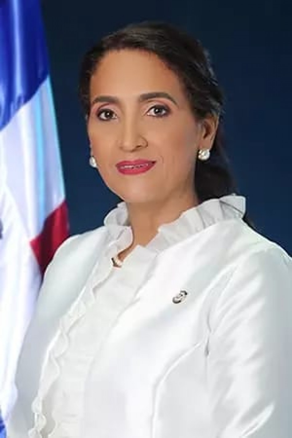 "L&iacute;a D&iacute;az repite como senadora de Azua por el PRM"