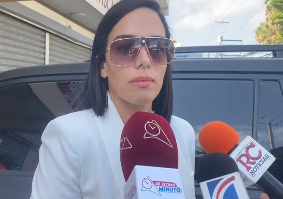 Aplazan vista de querella de Isaura Taveras contra Santiago Mat&iacute;as