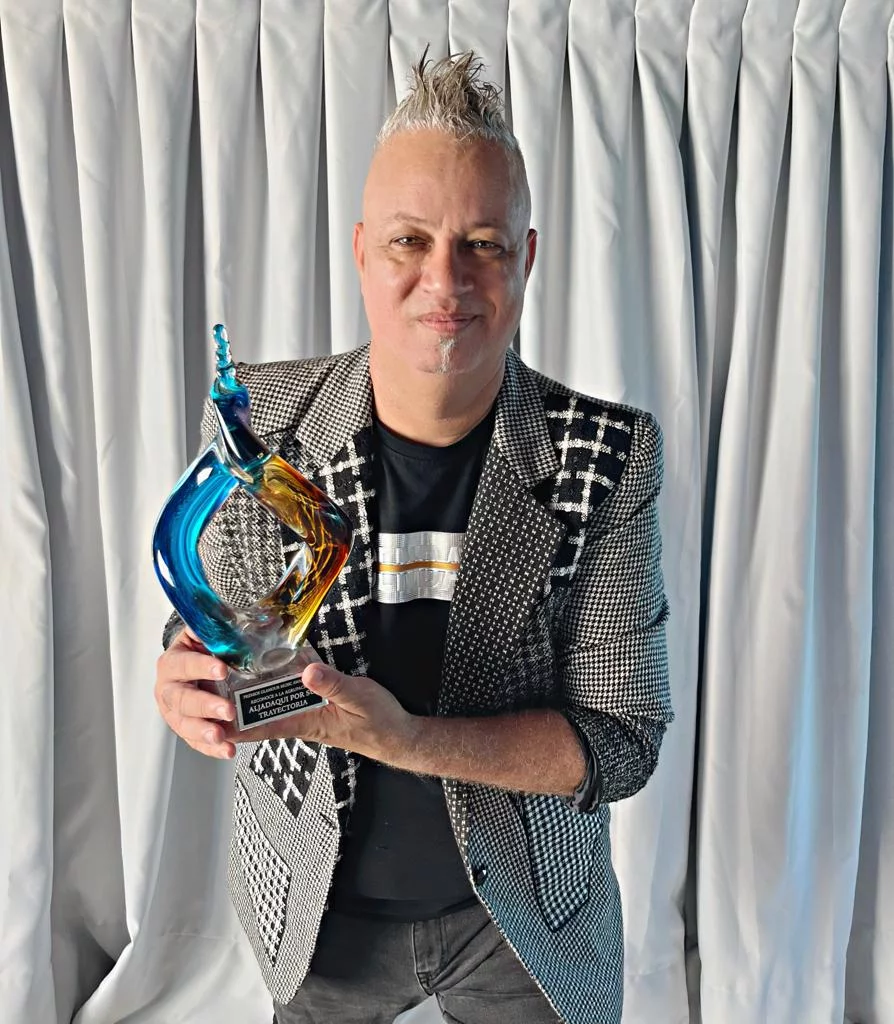 Premios Glamour Music Awards 2023 reconoce la trayectoria del Pop Rock Aljadaqui