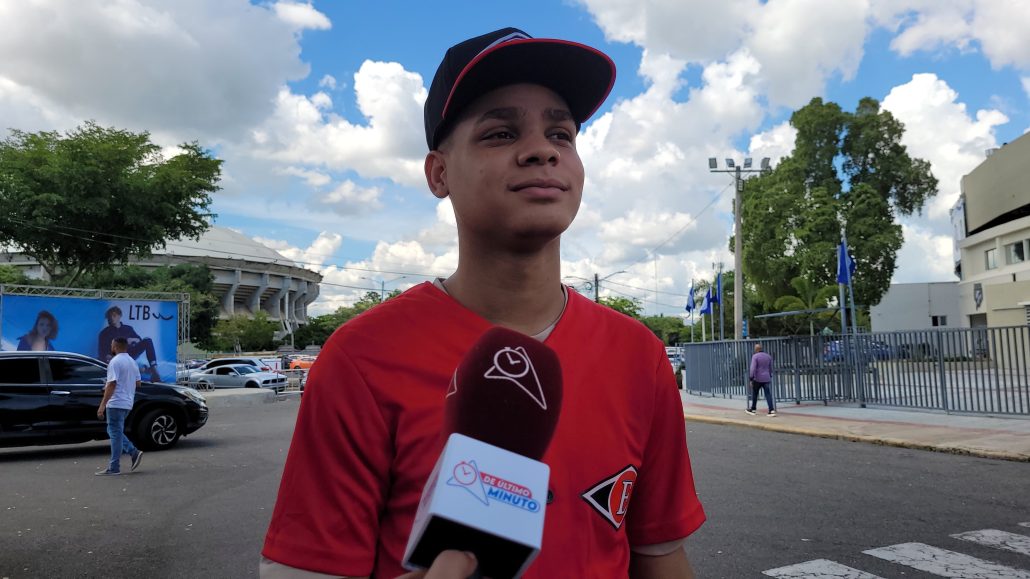 Seguidores del b&eacute;isbol dominicano con grandes expectativas por inicio Pelota Invernal