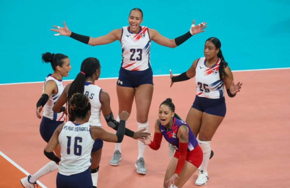 Las Reinas barren a Chile en inicio voleibol Panam Chile