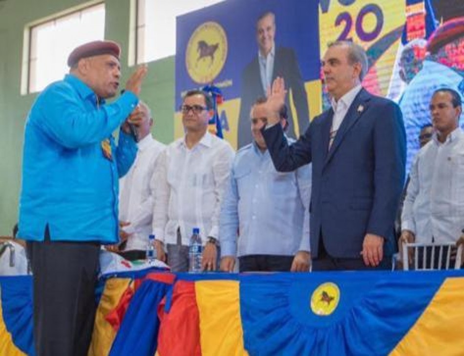 Presidente Abinader es proclamado por Luis &ldquo;El Gallo&rdquo; como candidato presidencial del UDC