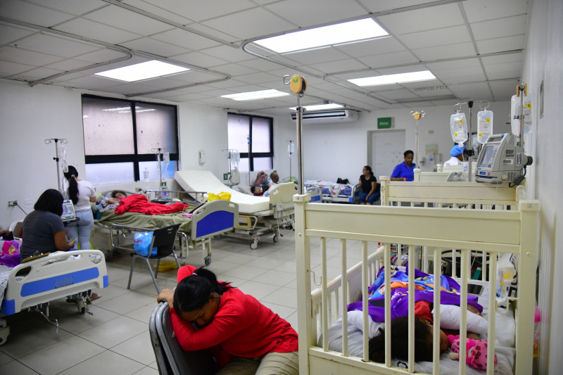 Registran m&aacute;s de 3 mil con sospecha dengue en un mes