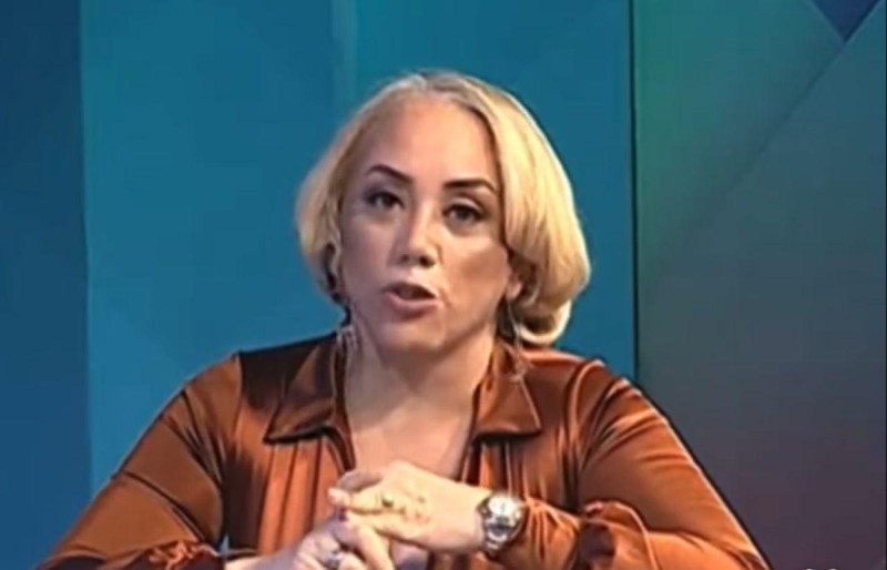 Allanan oficina de la comunicadora "La Tora"