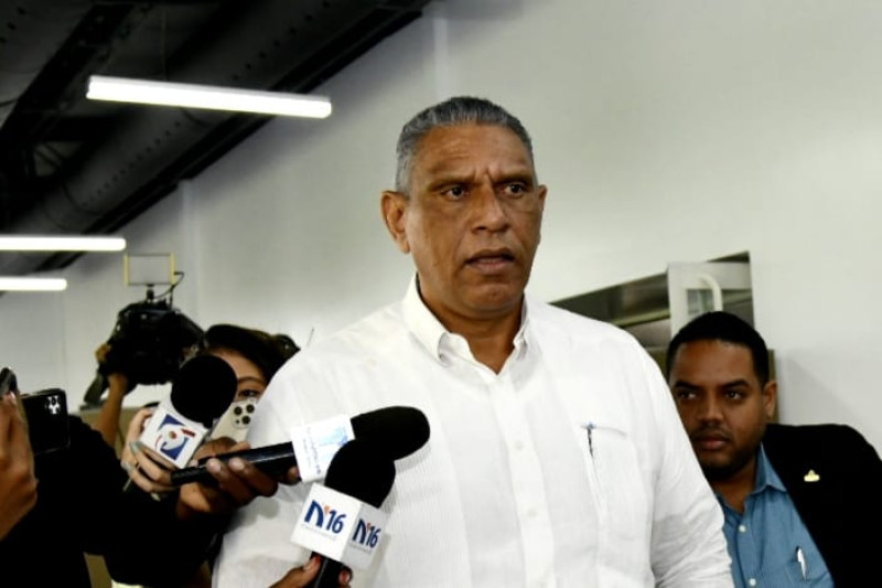 Ch&uacute; V&aacute;squez asegura que Leonel Fern&aacute;ndez no deber&iacute;a hablar de inseguridad ciudadana
