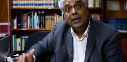 Dr. Castillo Pantaleon.   "Pacto por la defensa de la soberan&iacute;a"