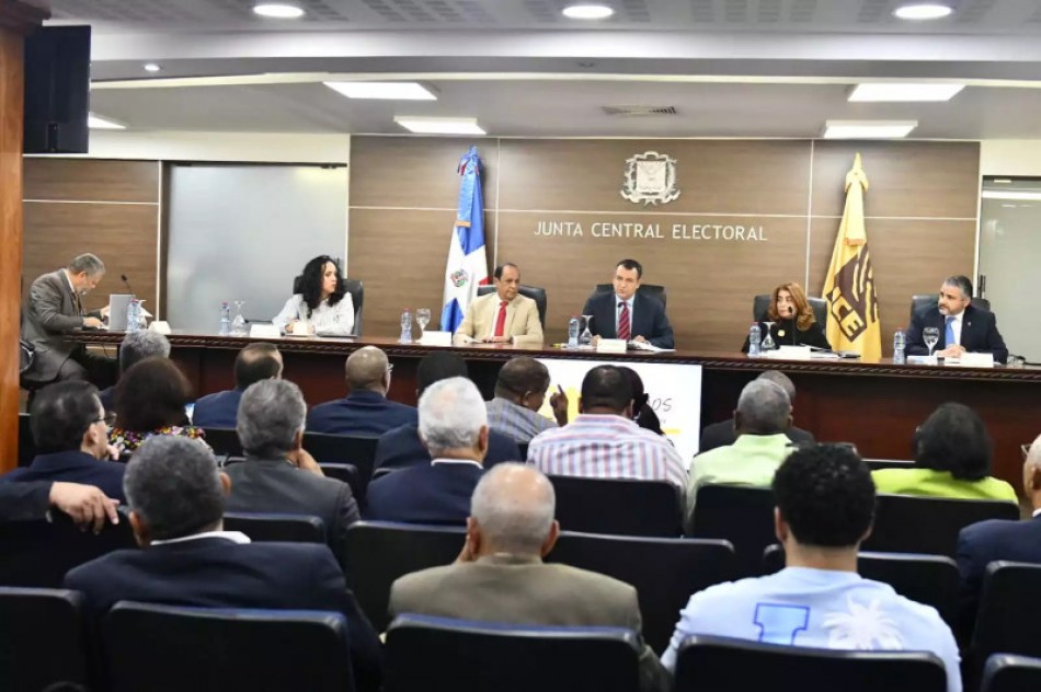JCE utilizar&aacute; nuevo sistema electr&oacute;nico en elecciones de 2024 y conteo de votos manual