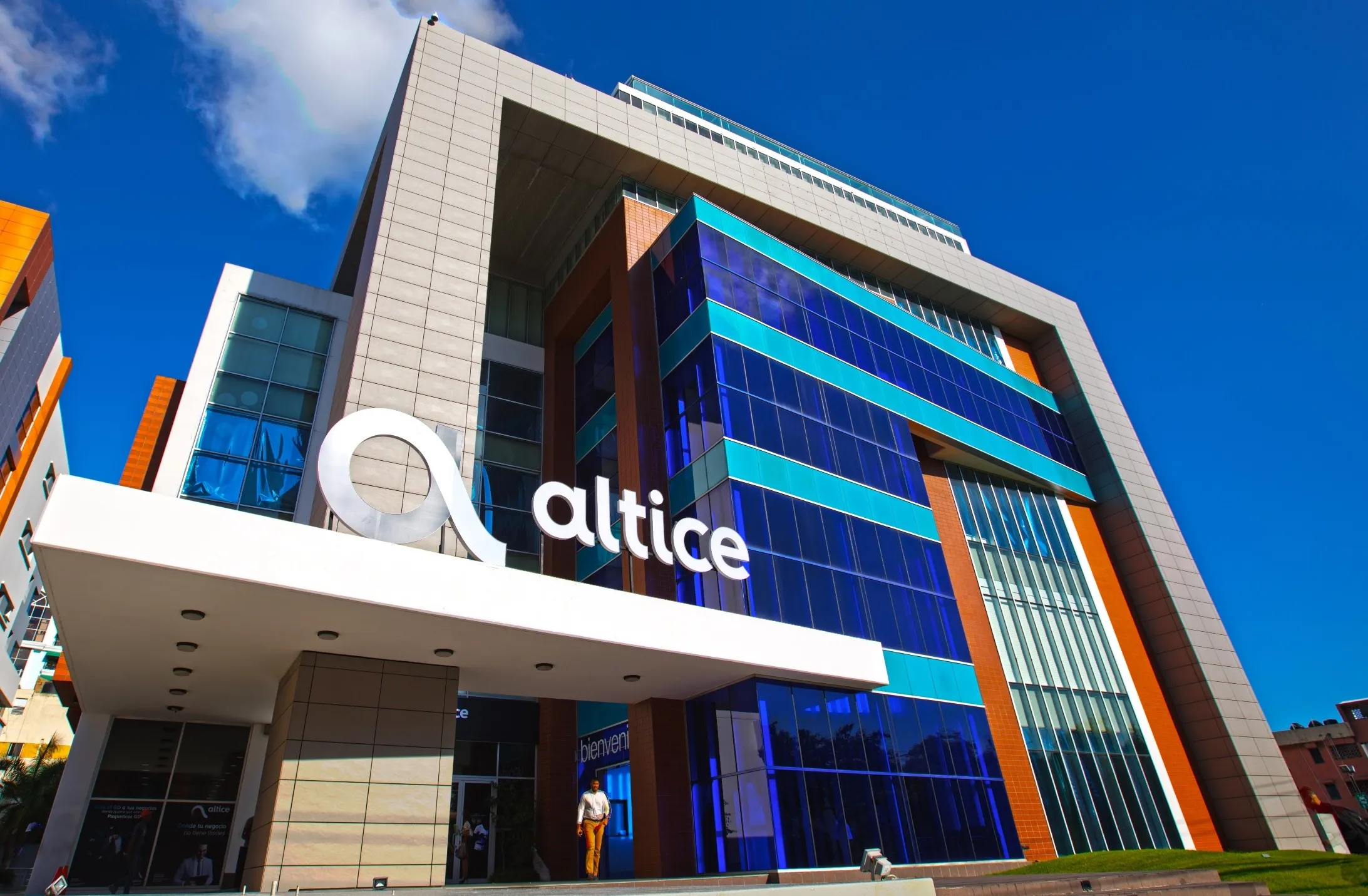 Altice regala a sus clientes aumento de velocidad en Internet de Fibra &oacute;ptica