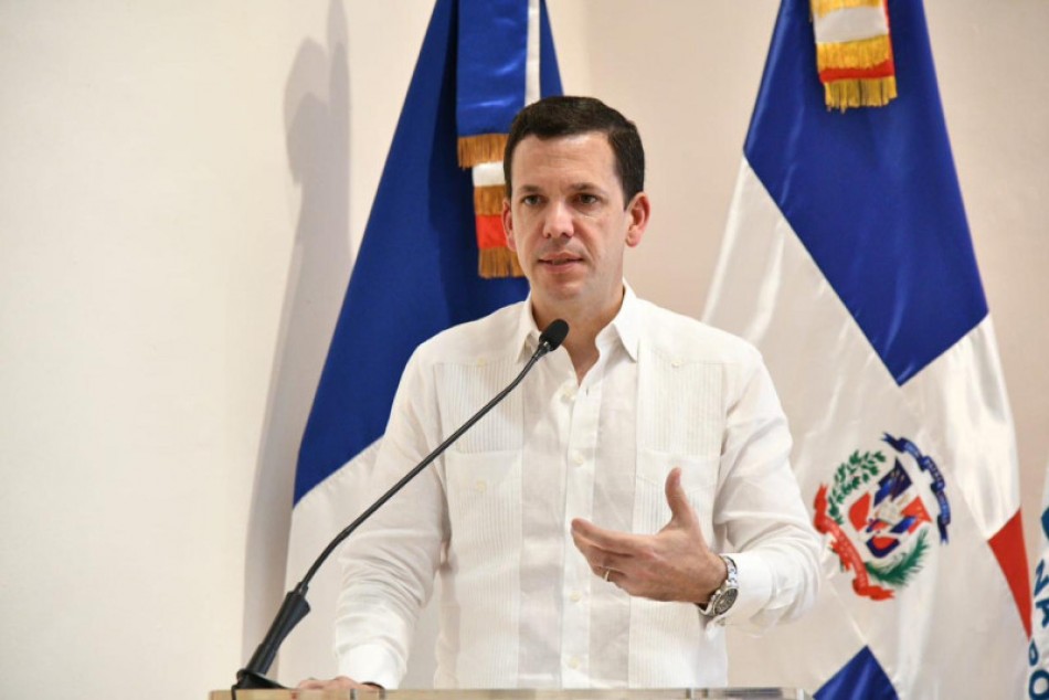 Hugo Beras solicita licencia al presidente Abinader tras esc&aacute;ndalo en el Intrant