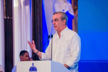 Presidente Abinader anuncia renegociaci&oacute;n contrato AERODOM que garantiza ingresos e inversiones entre los 1,905 a 2,155 millones de d&oacute;lares