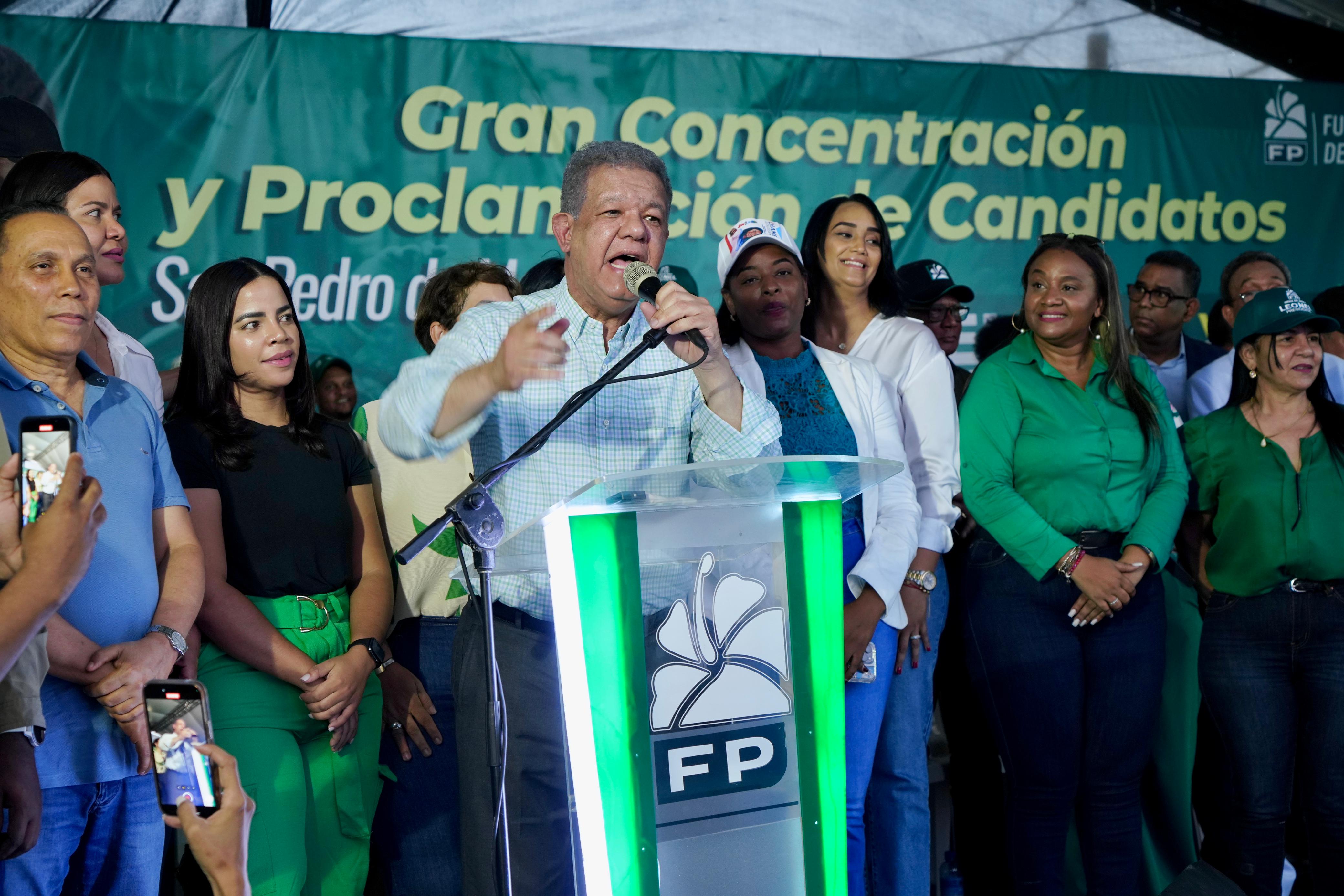 Leonel asegura que el pa&iacute;s necesita volver a comer barato