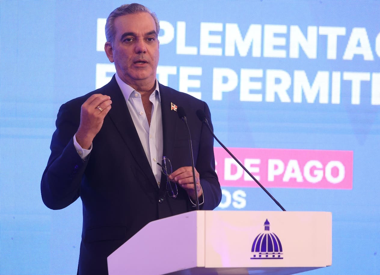 Luis Abinader asegura que canal de La Vig&iacute;a seguir&aacute; en operaci&oacute;n