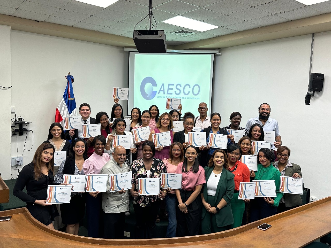 CAESCO culmina diplomado en Inteligencia Artificial para la gesti&oacute;n de la comunicaci&oacute;n corporativa