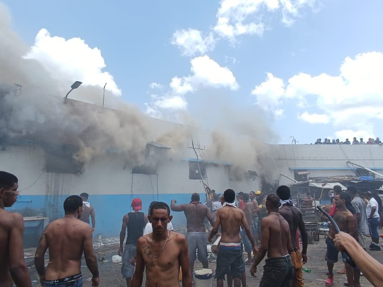 M&aacute;s de 700 presos de La Victoria han sido reubicados 